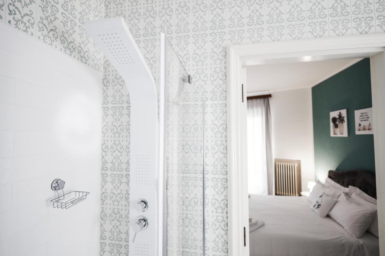 2 Santi - Suite And Rooms Lecce Exterior foto